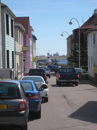 Illustration for article titled More pics of cars from St. Pierre & Miquelon